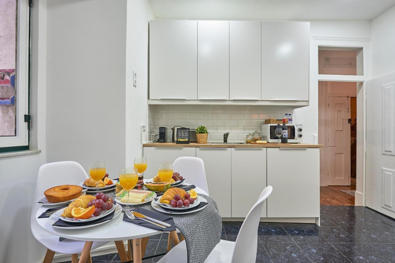 Apartment Casa Portuguesa Combro Lisbon